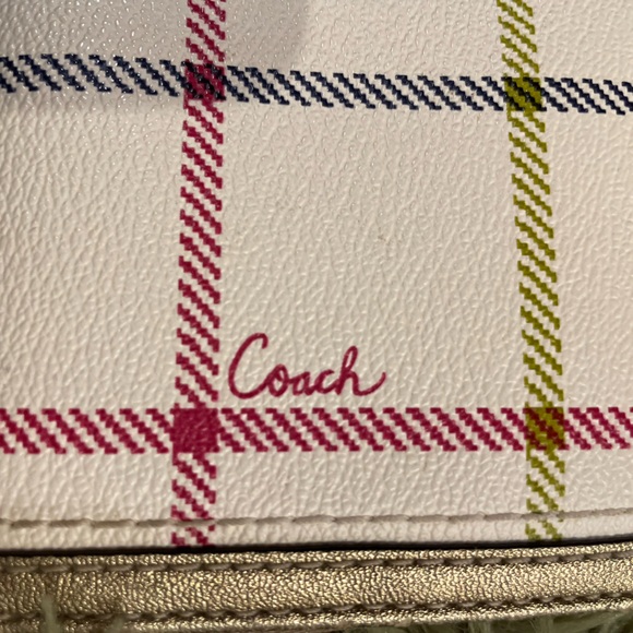 Coach Peyton Tattersall File Plaid Zip Around Wallet. Off White, Pink,Gold Tones - Picture 15 of 16